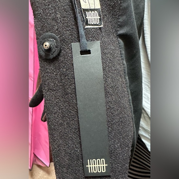 Brown Hood Jacket with black embroidered flowers - Picture 5 of 7